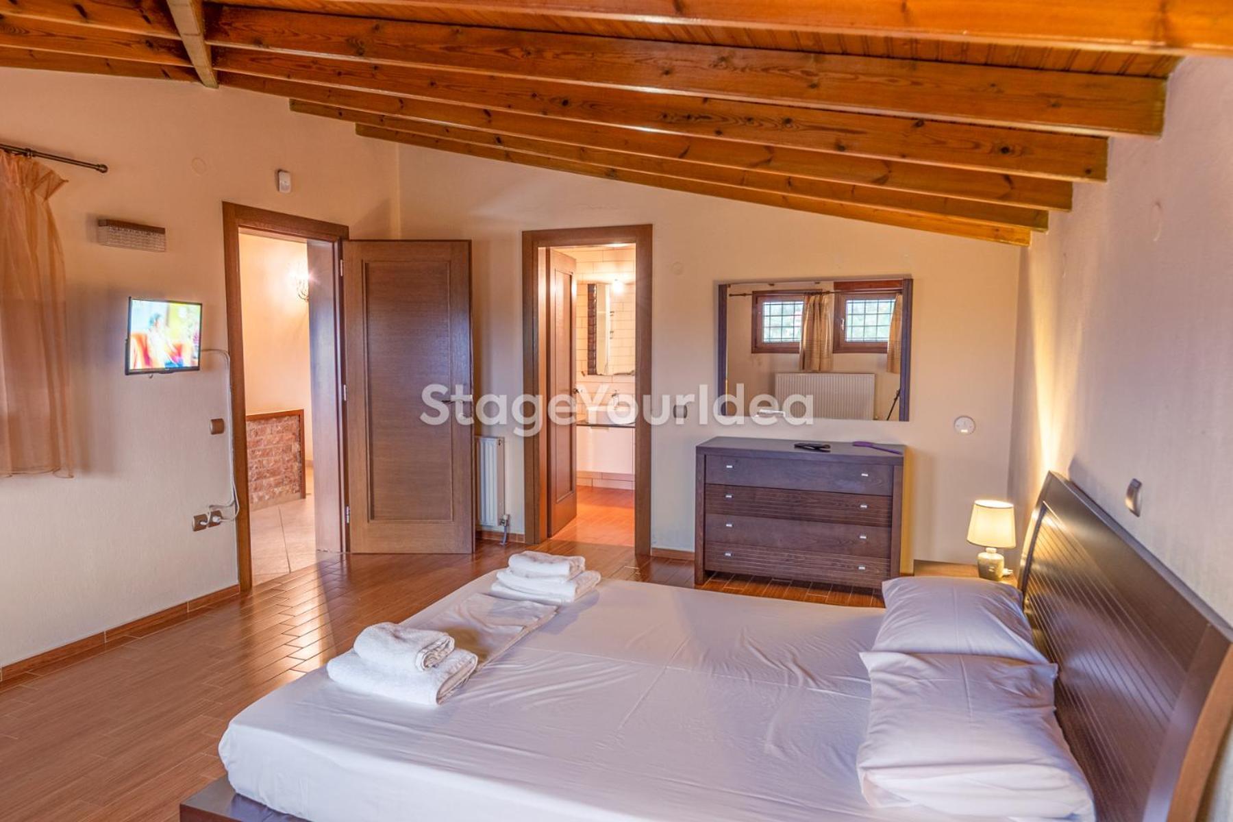 Luxury Appartment, Only 7 Minutes From Thessaloniki Airport And 15 Minutes From City Center ,For 8-23 People Also For Gatherings And Parties Neon Rysion Exterior foto
