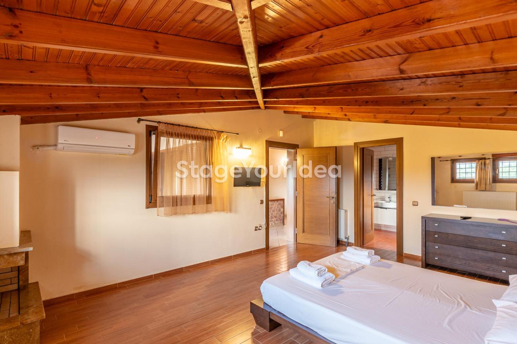 Luxury Appartment, Only 7 Minutes From Thessaloniki Airport And 15 Minutes From City Center ,For 8-23 People Also For Gatherings And Parties Neon Rysion Exterior foto